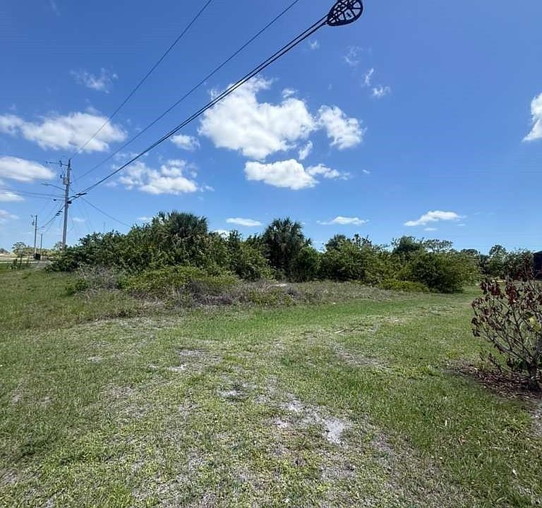 1st image of 854 Jaguar Blvd