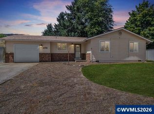1078 29th Ave, Sweet Home, OR 97386