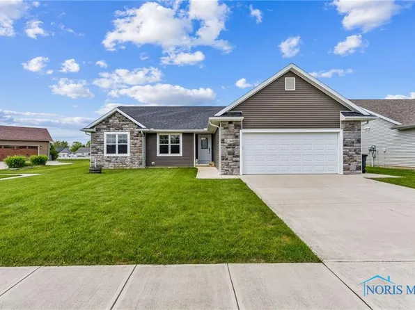 1240 Ithica Ct, Findlay, OH 45840