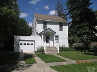 210 W Walnut St, Manly, IA 50456