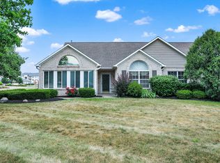 7305 Lake Lakota Dr, Indianapolis, IN 46217