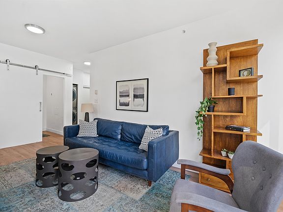 5th image of 1238 Burrard St #504