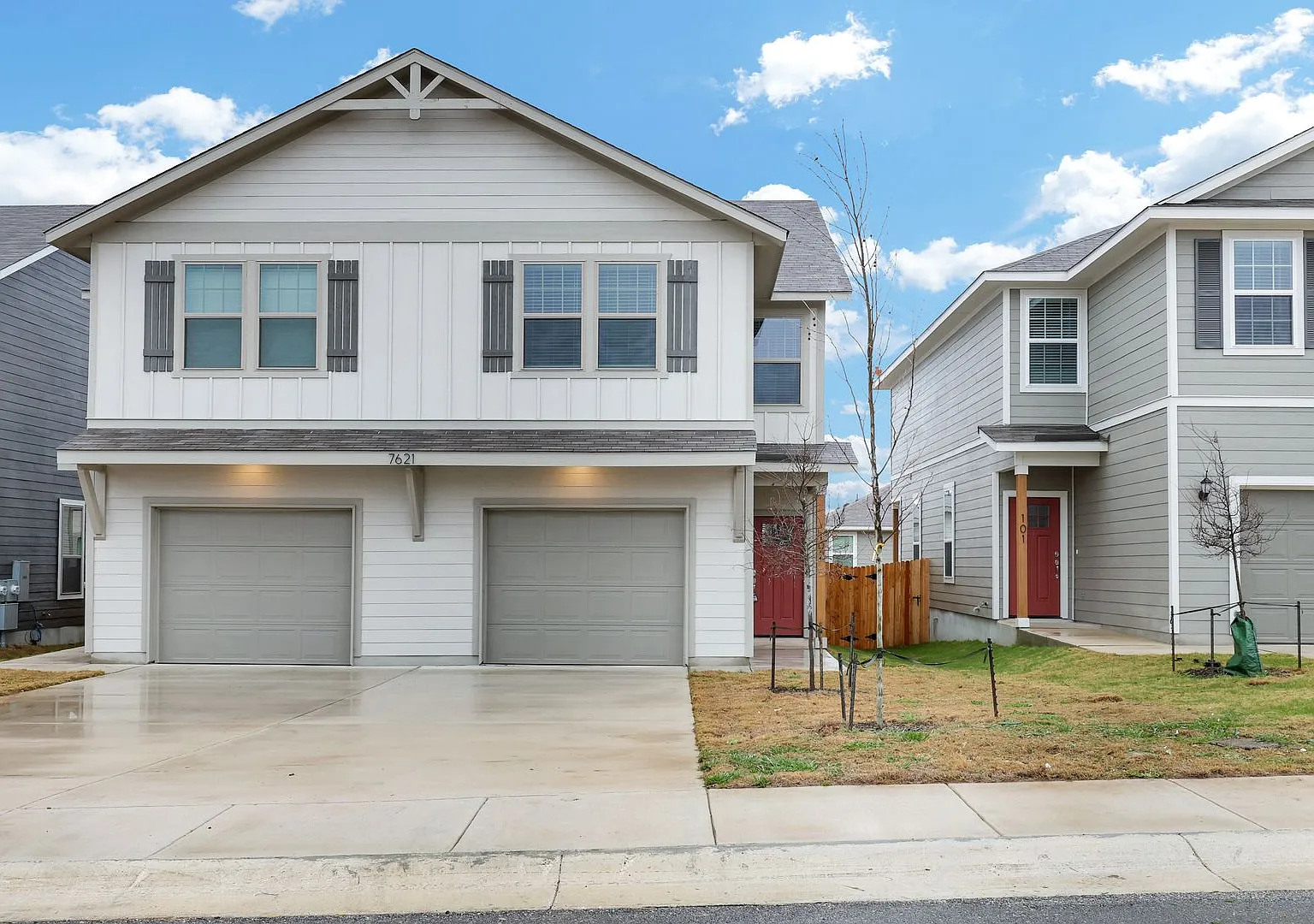 Move-In Special: Two Weeks Free Beautifully Designed Townhome With Upscale Finishes — Photo 1