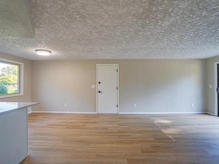 6206 NW Cherry St — Photo 28