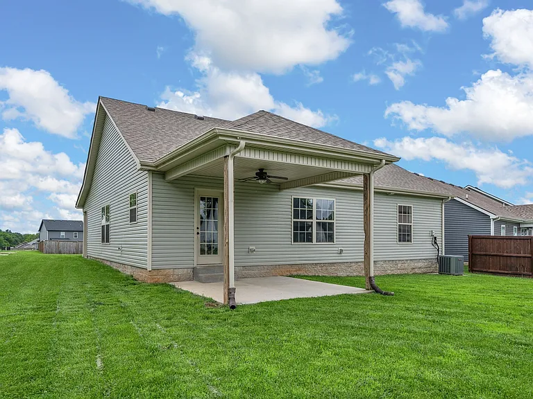 401 Irish Hills Dr — Photo 26