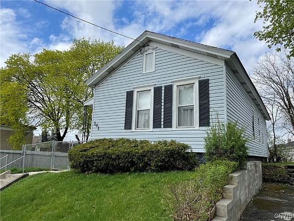 2nd image of 101 Carlisle St