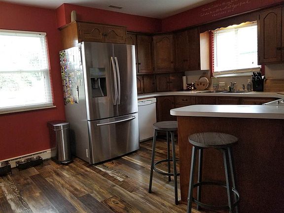 5th image of 2050 Wilson Dr