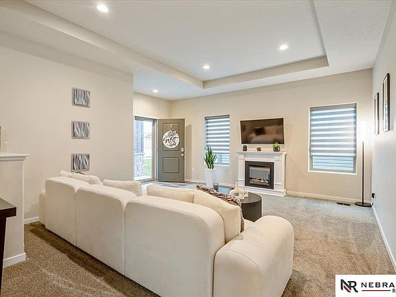 3rd image of 2848 Sheila Ln
