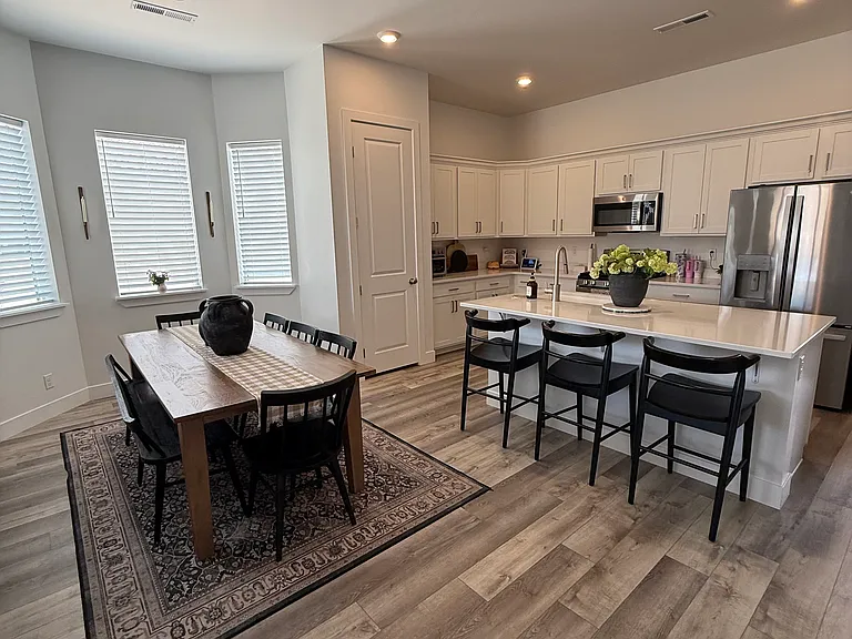 W Canyon Tree Dr — Photo 3