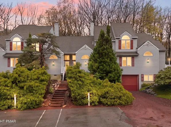79 Laurelwoods Dr, Lake Harmony, PA 18624