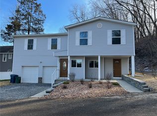 621 Prospect St, Crescent, PA