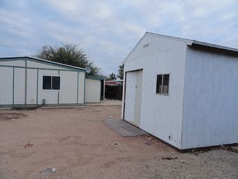 5th image of 427 E Villa Theresa Dr