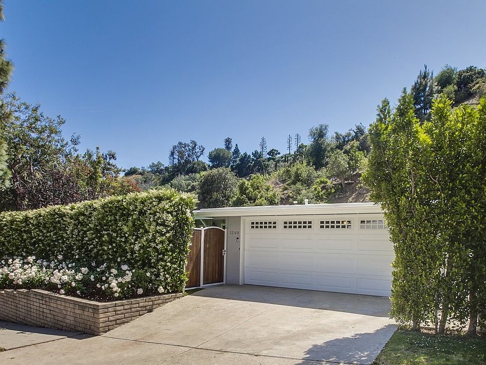 1st image of 1249 Bienveneda Ave