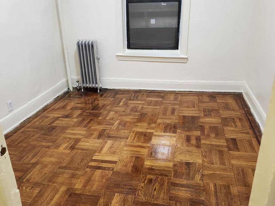 2nd image of 236 E 28th St APT 2C