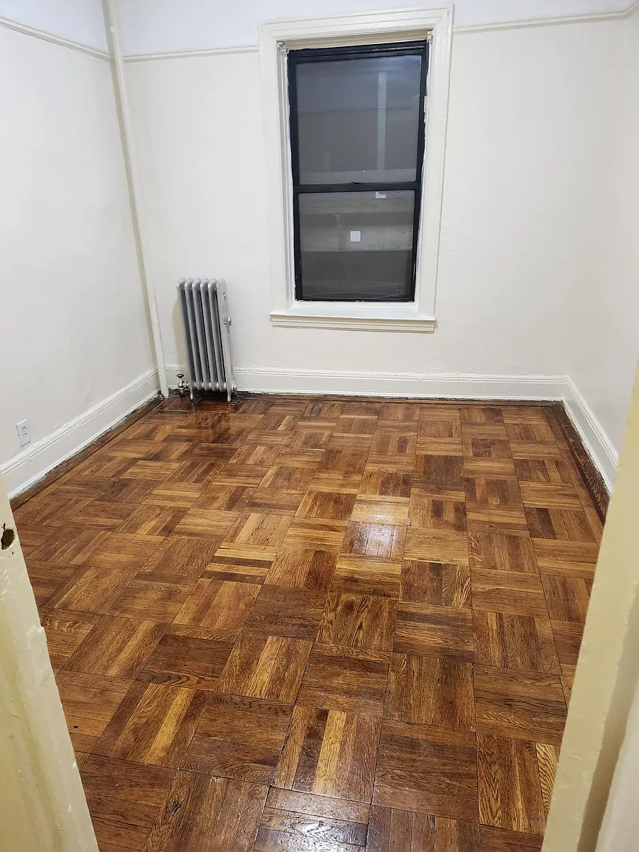 Building Photo - 236 E 28th St #4C