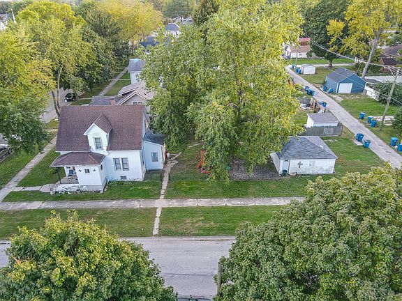 4th image of 1203 S 4th Ave