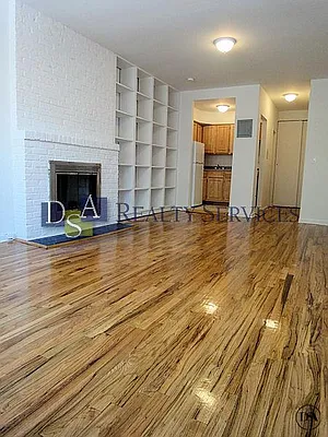 Rented by DSA Realty | media 20