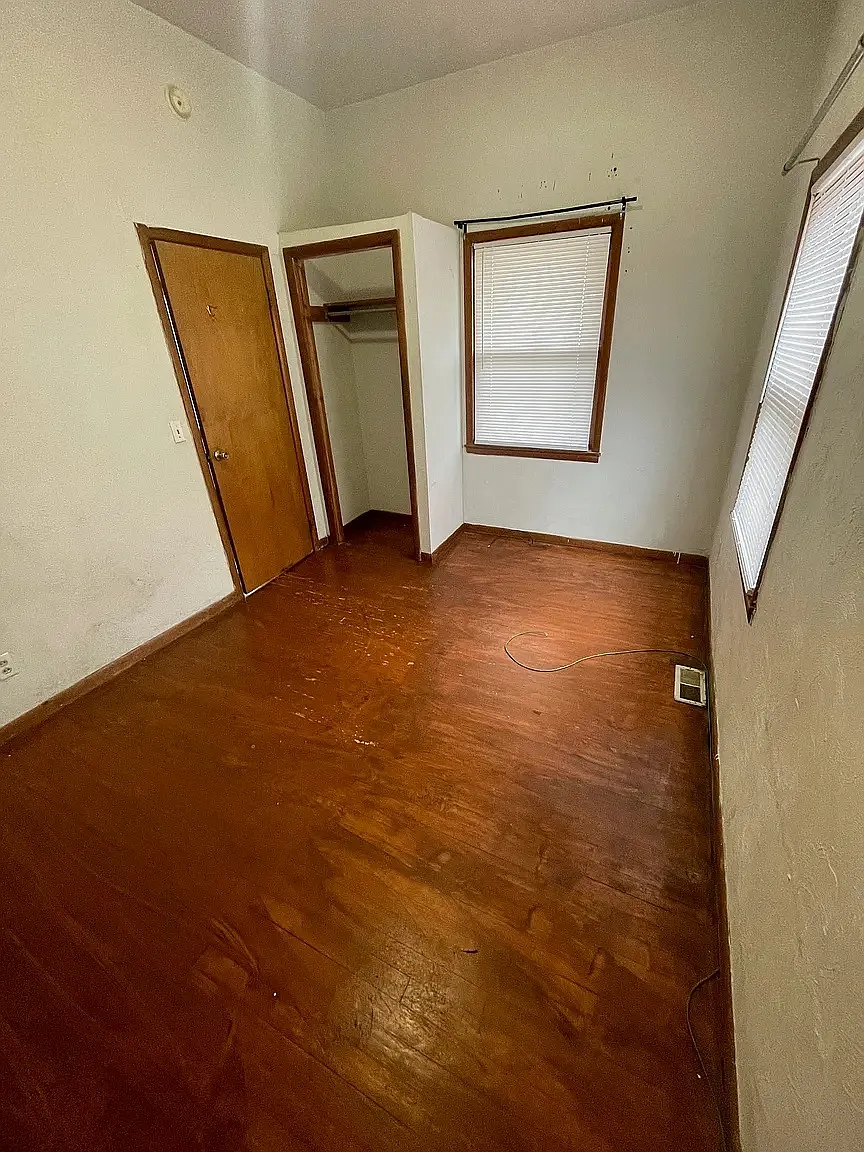 2 bed, 834 sqft, $900 — Photo 3