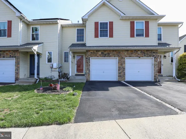 14 Coolidge Ave, Sellersville, PA 18960