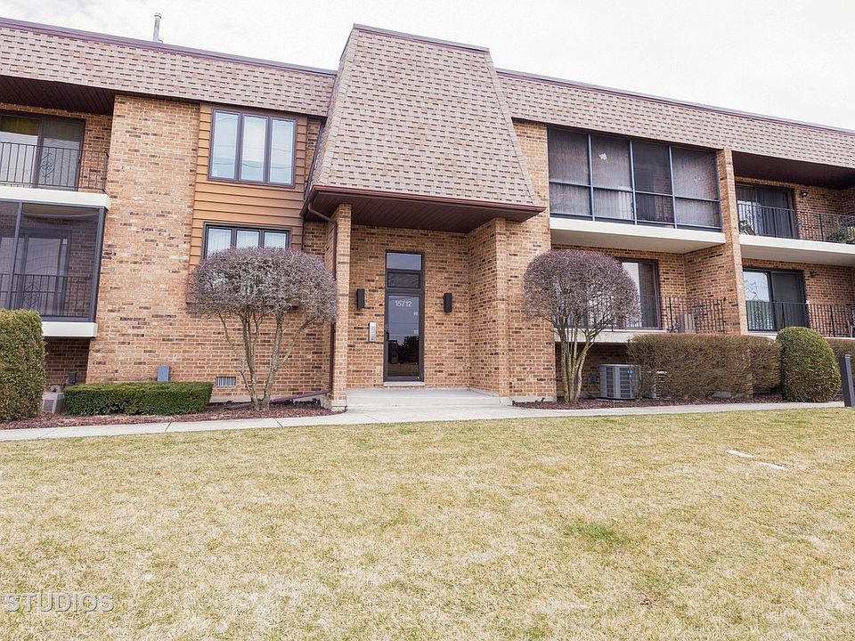 1st image of 15712 Deerfield Ct Unit 2S