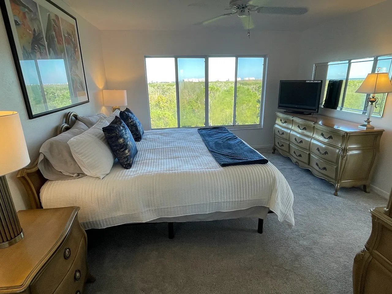 15171 Cedarwood Ln — Photo 3