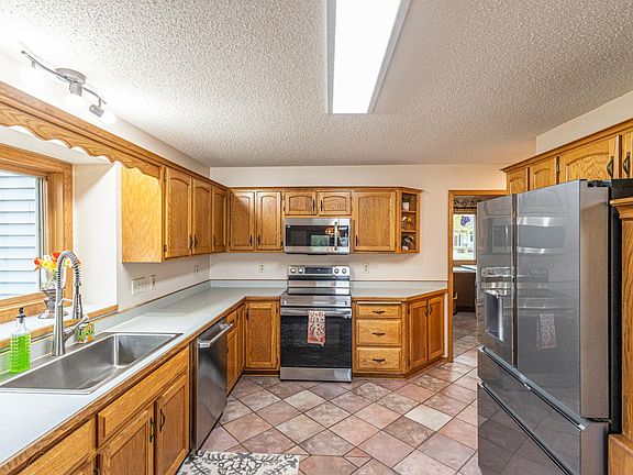 3rd image of 5165 149th Ln NW