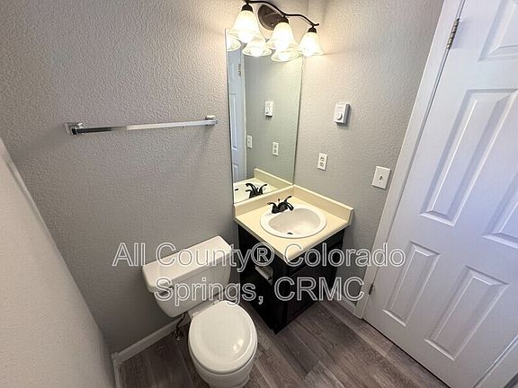 5th image of 5525 Tomah Dr APT D