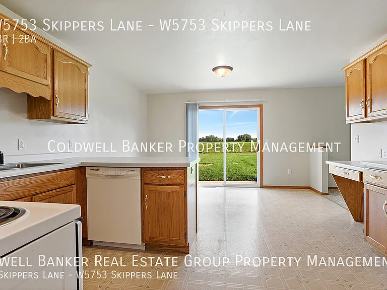 W5753 Skippers Ln — Photo 9