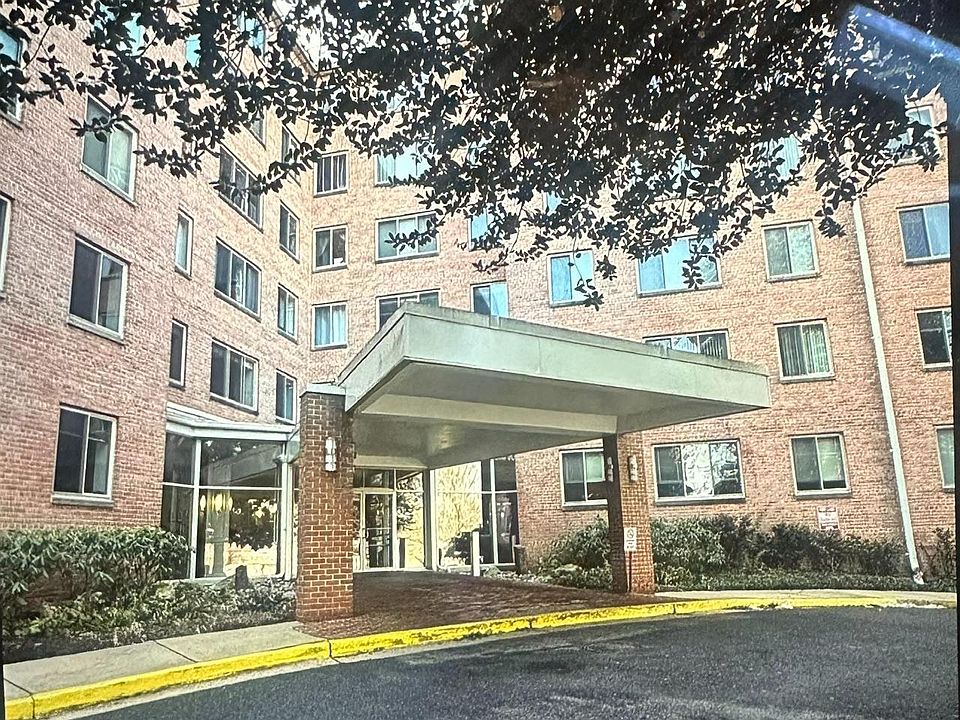1st image of 3000 Spout Run Pkwy APT B203