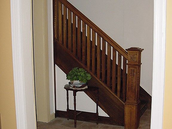 2008 - new paint and spackling in hallway