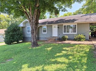 909 Oak Vale, Hermitage, TN 37076