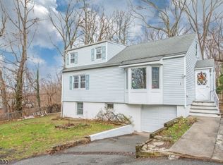 3 Short Way, Paramus, NJ 07652