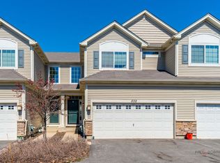 532 S Jade Ln, Round Lake, IL