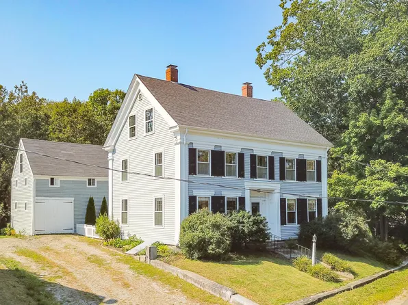 5 Medomak Terrace, Waldoboro, ME 04572