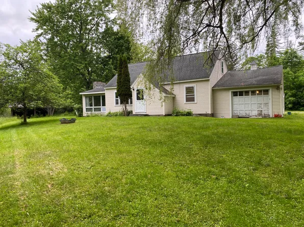 (undisclosed Address), Brewerton, NY 13029