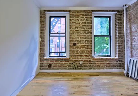 2nd image of 411 W 48th St #5WR