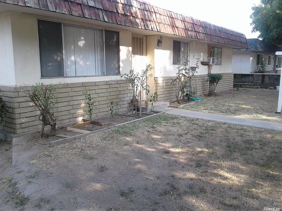 1st image of 2500-2502 Carver Rd