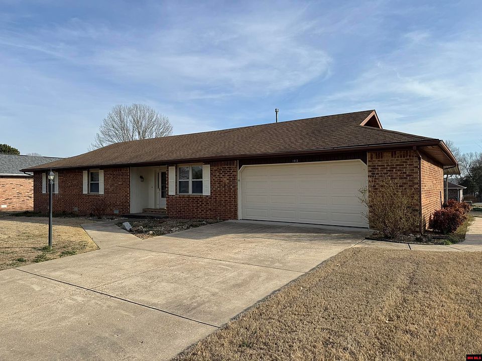 1st image of 1913 Mimosa