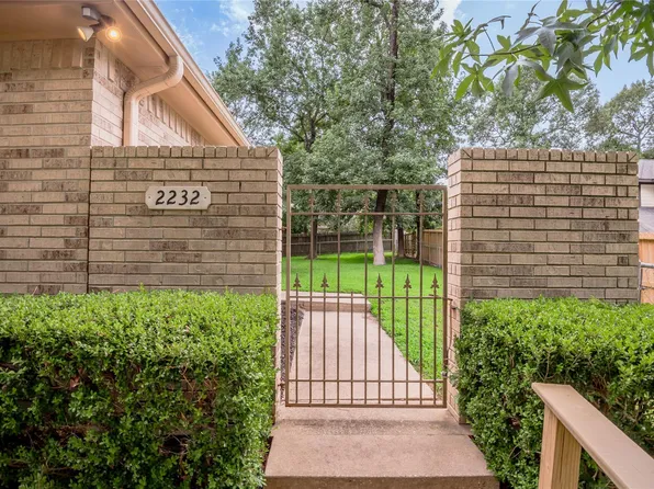 2232 Azalea Cir, Huntsville, TX 77340