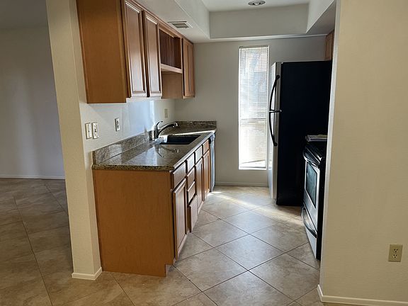 3rd image of 3131 W Cochise Dr Unit 148