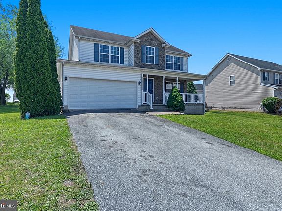 2nd image of 251 Thayers Gull Dr