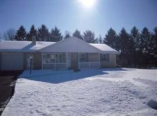 4 Peach Tree Ln, Boiling Springs, PA 17007