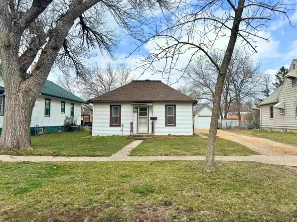 829 E 5th St, Spencer, IA 51301