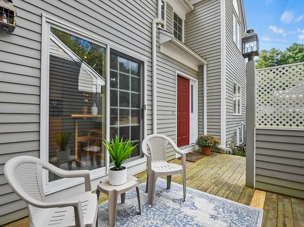 4 Winnecunnet Dr Unit 4, Norton, MA 02766