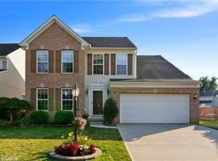 511 Nobottom Rd, Berea, OH 44017