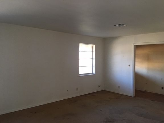 3rd image of 106 Dellbrook Dr