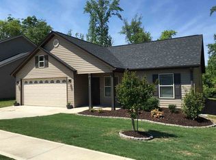 641 Chastine Dr, Spartanburg, SC 29301