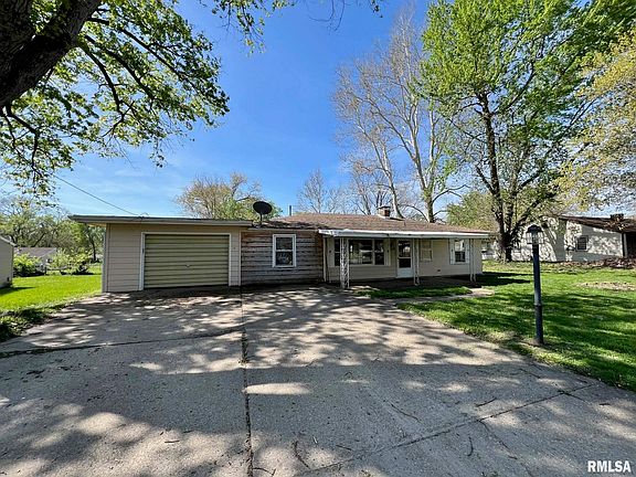 2nd image of 1422 E Melaik Ct