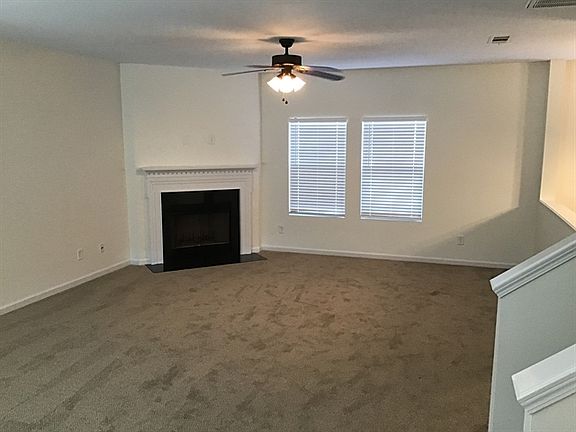 2nd image of 708 White Oak Dr