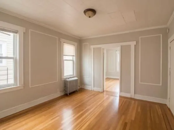 7 Sager Pl APT 2, Irvington, NJ 07111